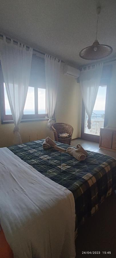 Willa La Timpa Acireale Zewnętrze zdjęcie